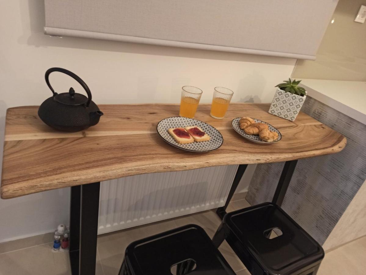 וולוס Stylish Ground Floor Maisonette מראה חיצוני תמונה