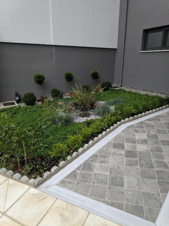 וולוס Stylish Ground Floor Maisonette מראה חיצוני תמונה